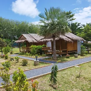 Palm Garden Chalet